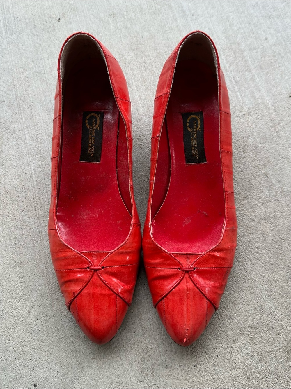 1980s Women’s Red Leather Paneled Heels Hand Made Pumps Genuine EEL Skin Size 8